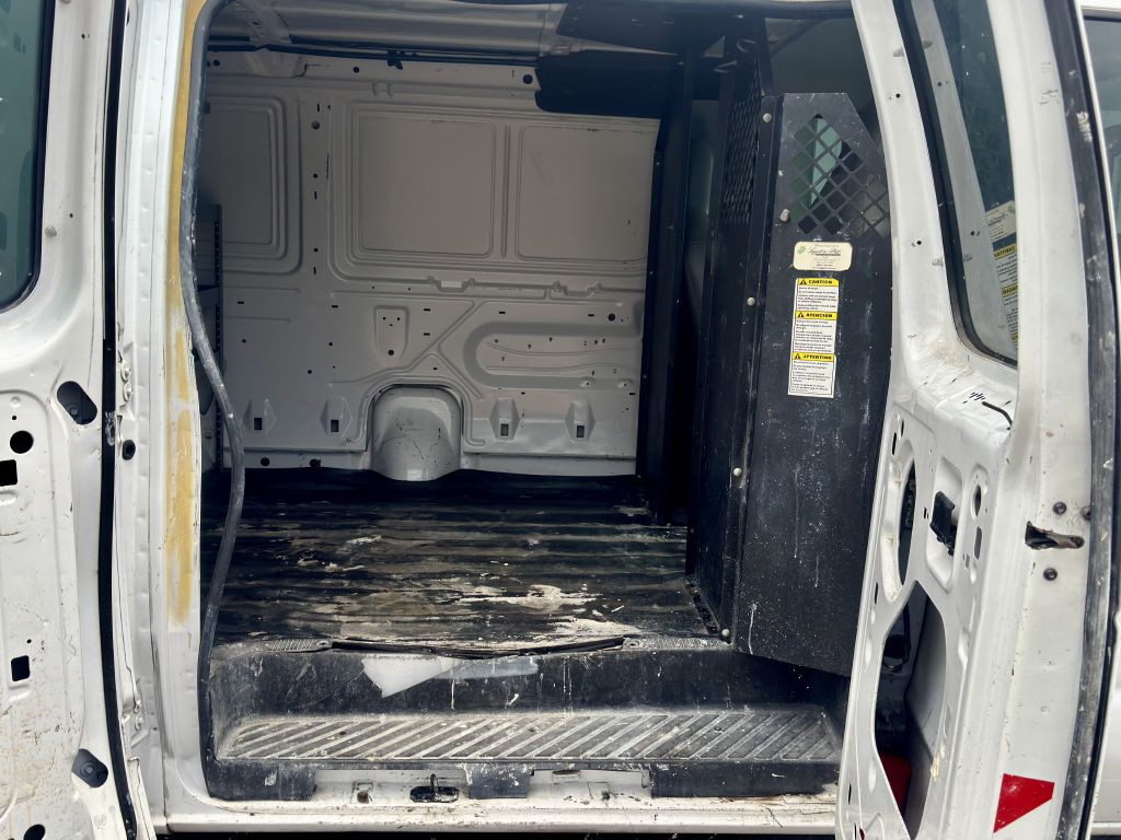 2013 Ford Econoline Image 10