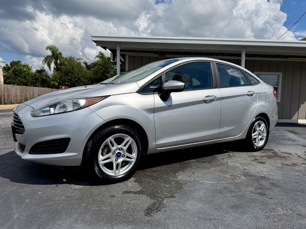 2017 Ford Fiesta Image 4