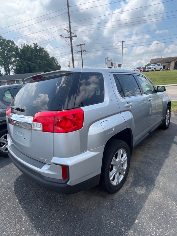 2017 GMC Terrain Image 3