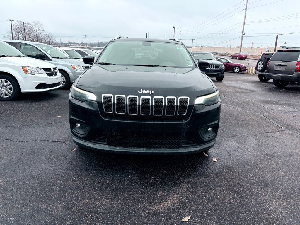 2019 Jeep Cherokee Image 1