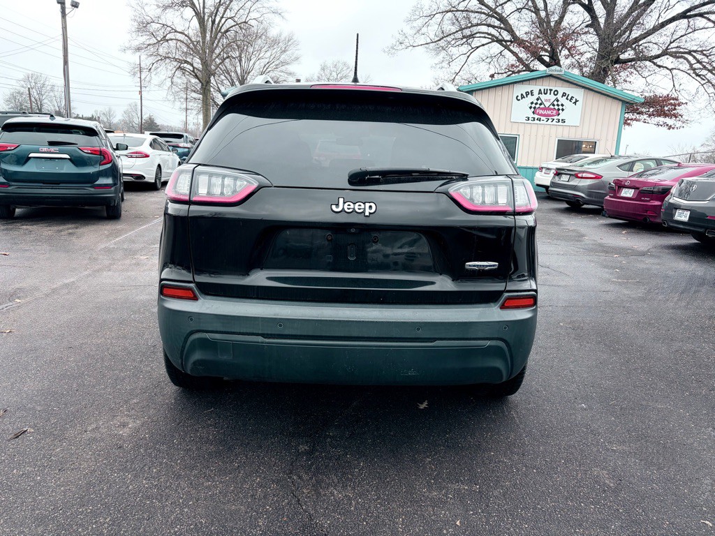 2019 Jeep Cherokee Image 3