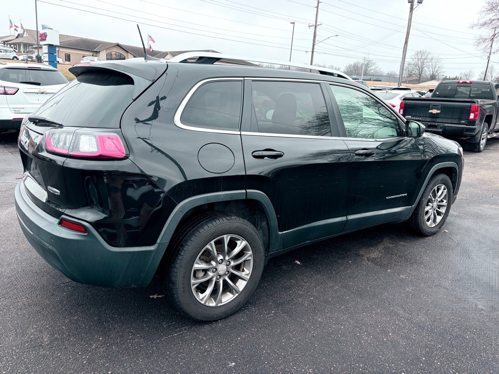 2019 Jeep Cherokee Image 4