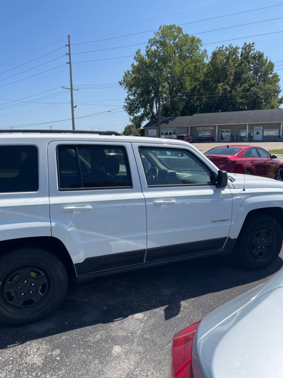 2017 Jeep Patriot Image 2