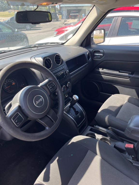 2017 Jeep Patriot Image 3