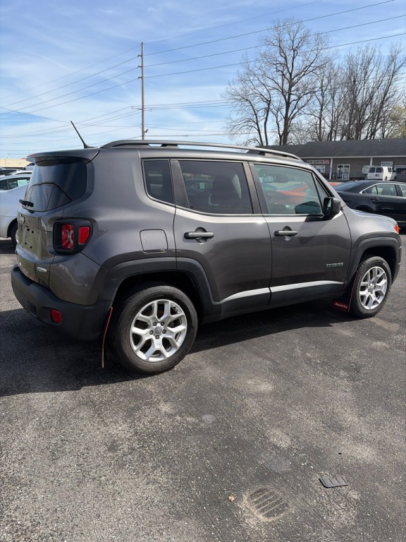 2017 Jeep Renegade Image 3