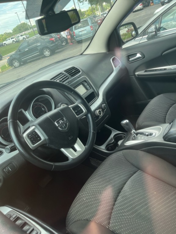 2017 Dodge Journey Image 2