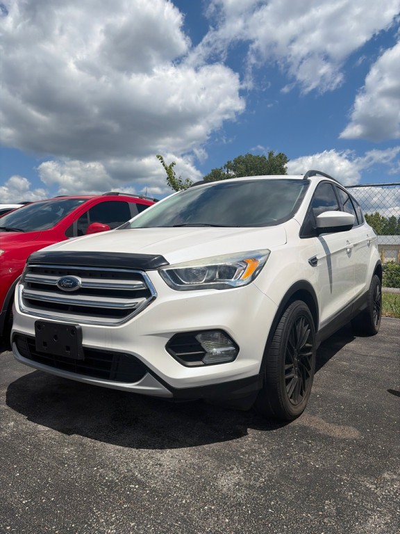 2019 Ford Escape Image 1