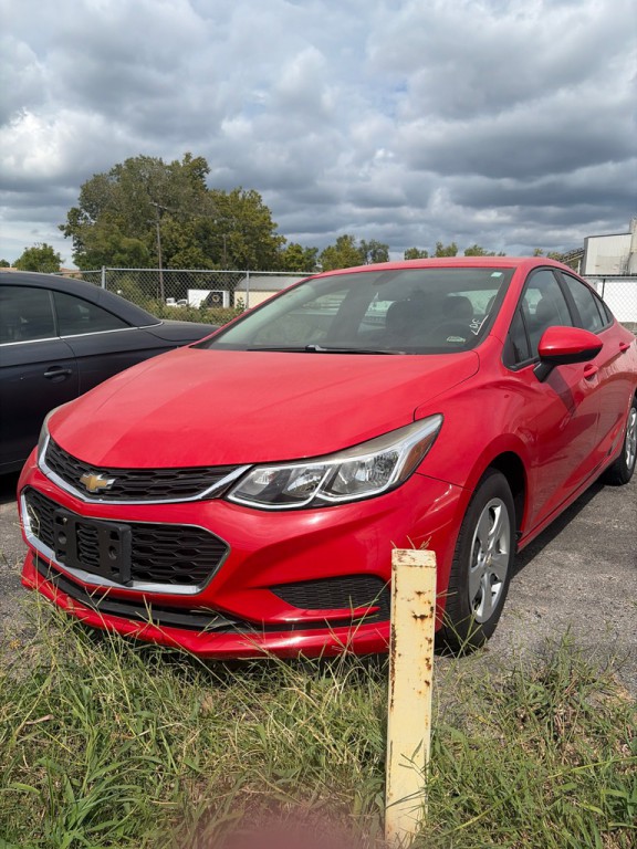 2017 Chevrolet Cruze Image 1