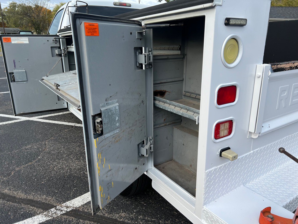 2011 Ford F-250 Image 18