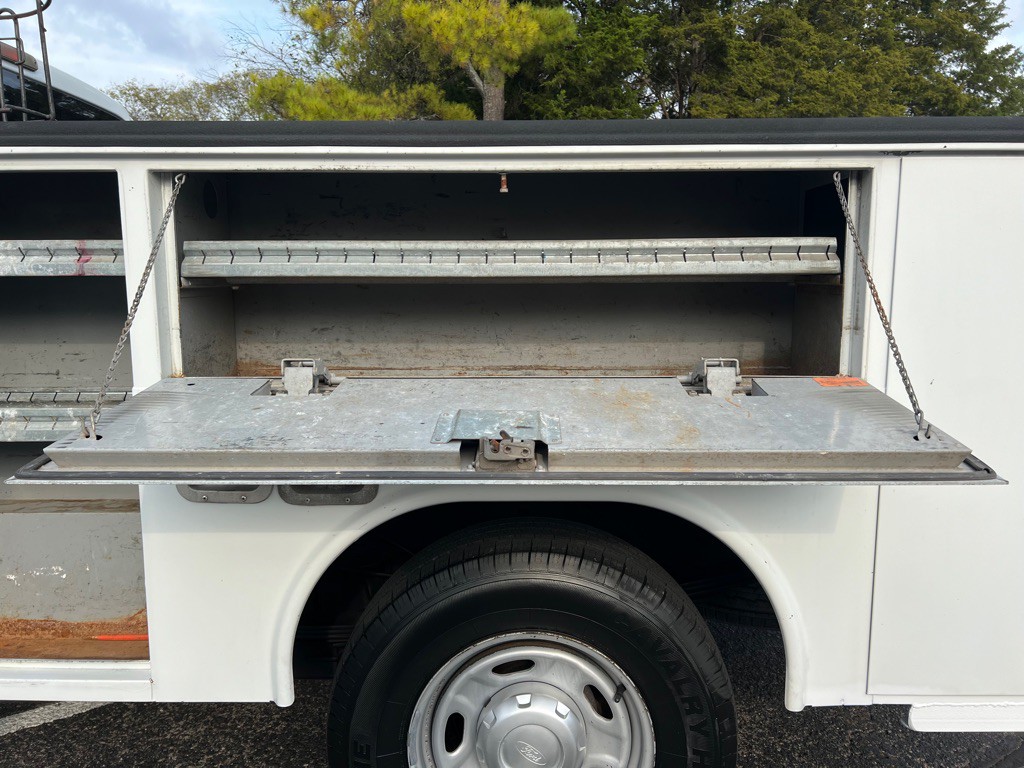 2011 Ford F-250 Image 20