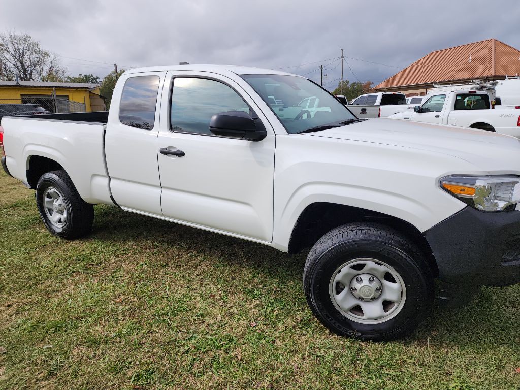 2023 Toyota Tacoma Image 4