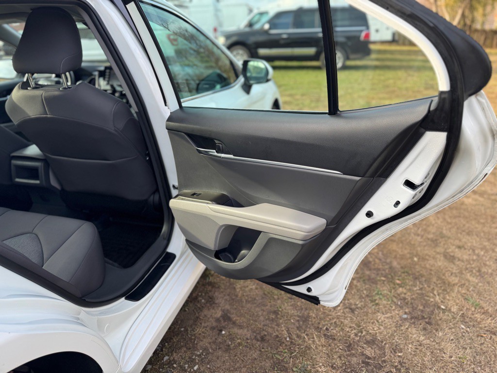 2022 Toyota Camry Image 11
