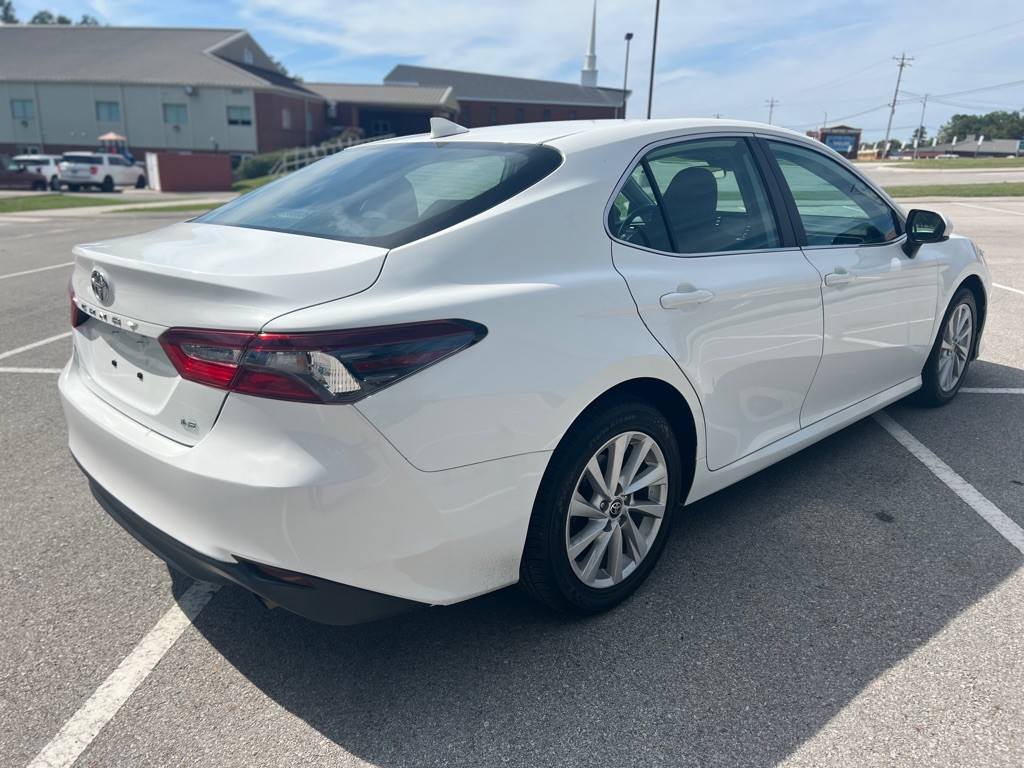 2022 Toyota Camry Image 5
