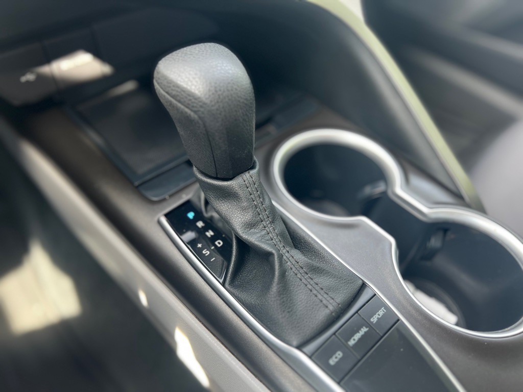 2022 Toyota Camry Image 17