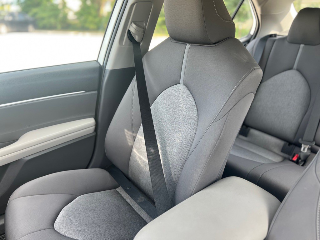 2022 Toyota Camry Image 19