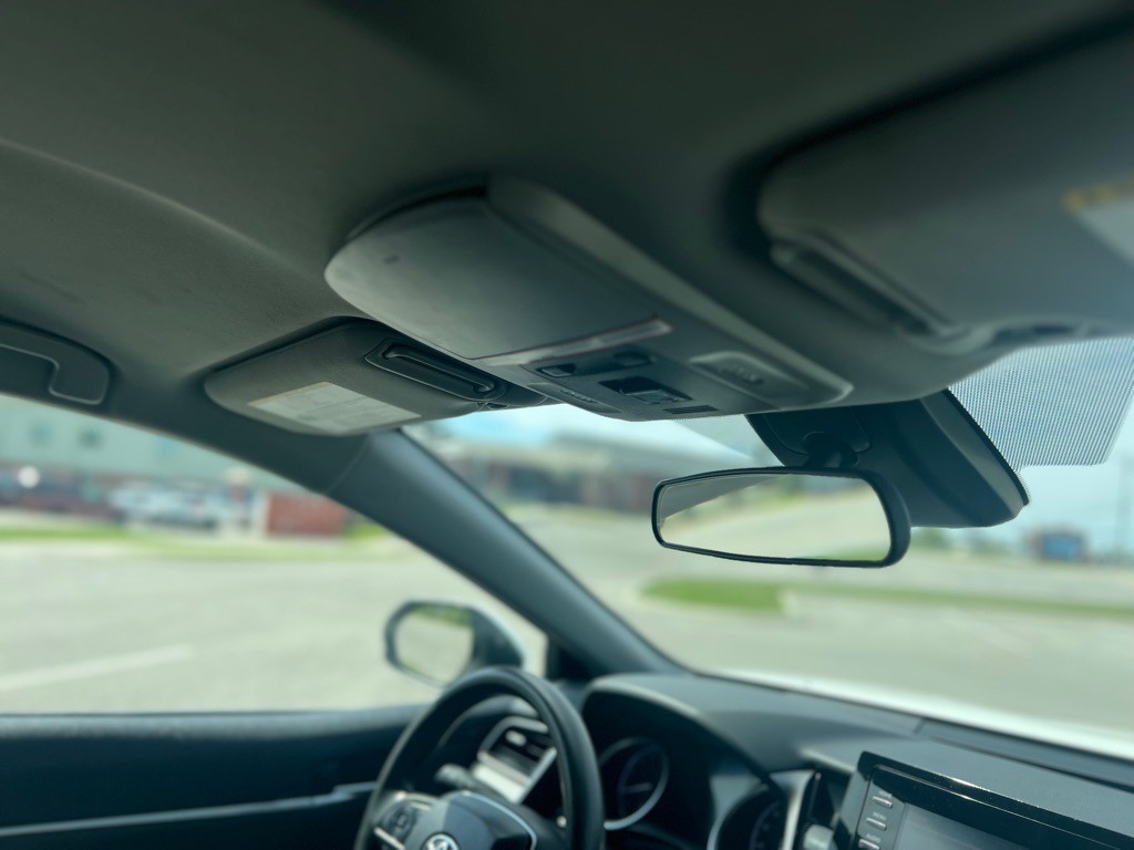 2022 Toyota Camry Image 25