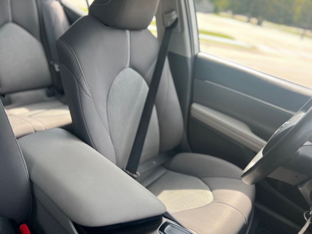 2022 Toyota Camry Image 26