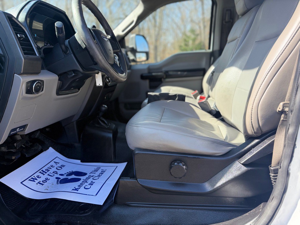 2018 Ford F-350 Image 19