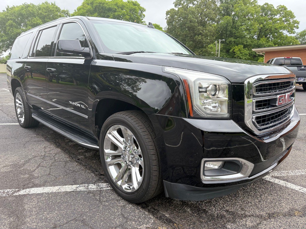 2019 GMC Yukon Image 3