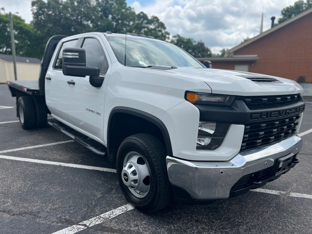 2021 Chevrolet Silverado 1500 Image 3