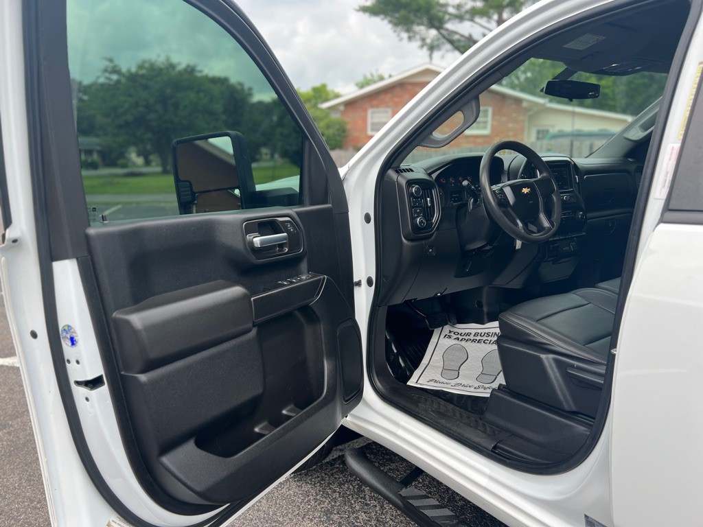 2021 Chevrolet Silverado 1500 Image 9