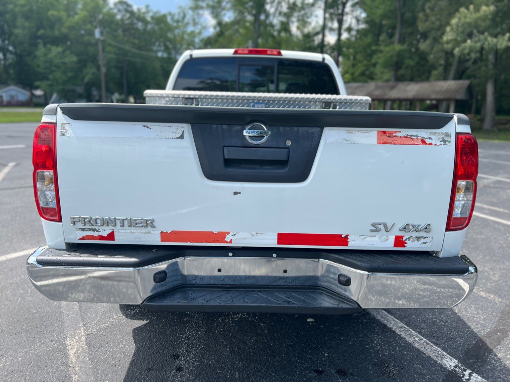 2015 Nissan Frontier Image 6