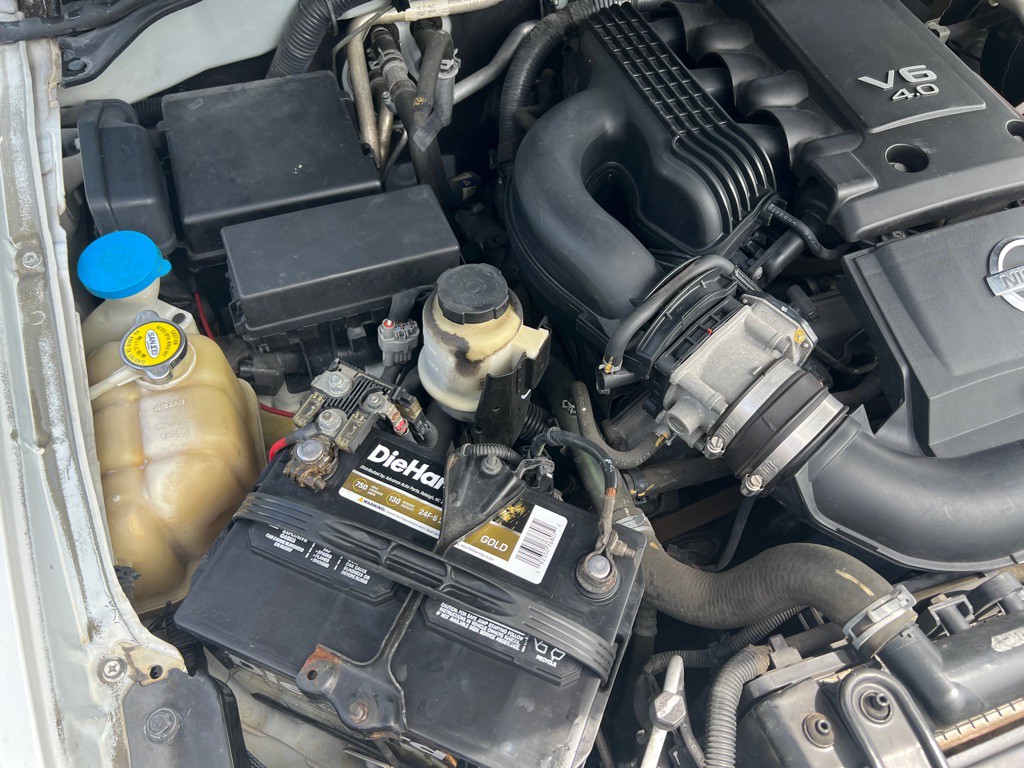 2015 Nissan Frontier Image 35