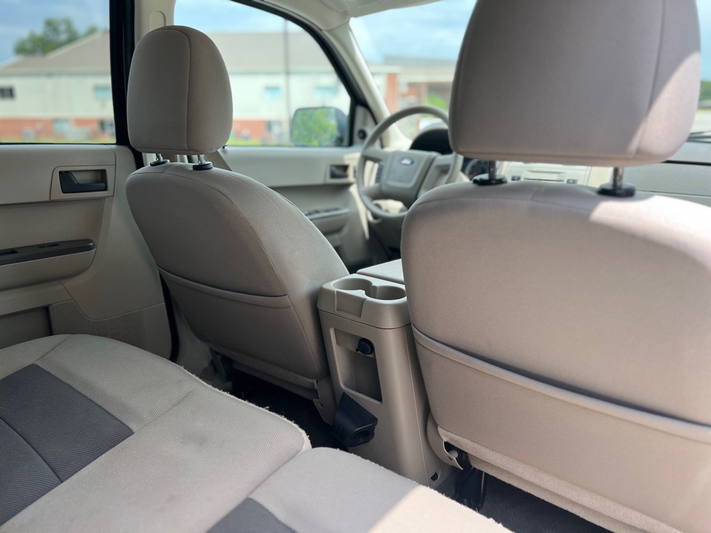 2008 Ford Escape Image 38