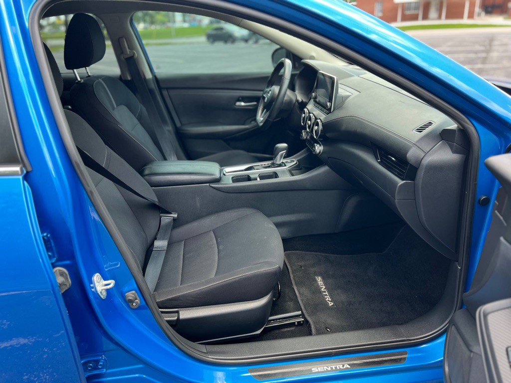 2021 Nissan Sentra Image 25