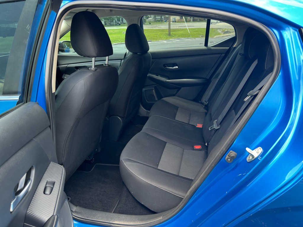 2021 Nissan Sentra Image 40