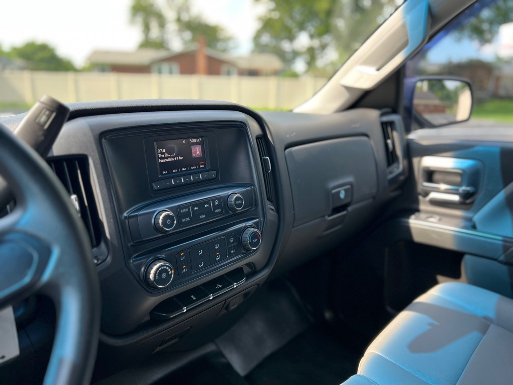 2016 GMC Sierra Image 18