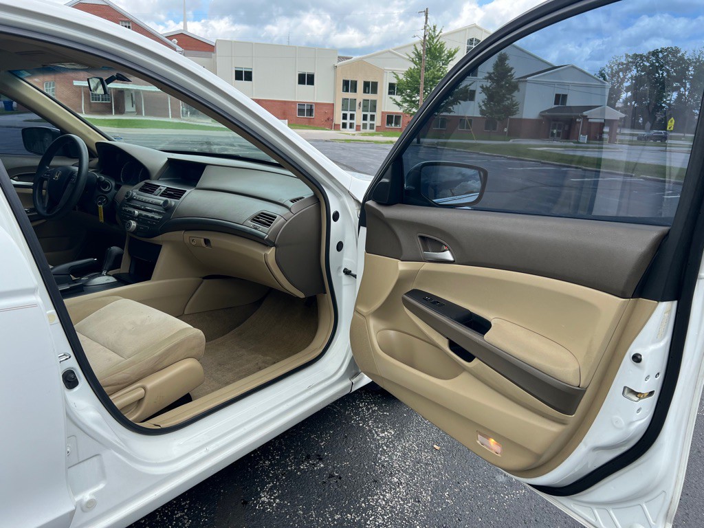 2008 Honda Accord Image 26