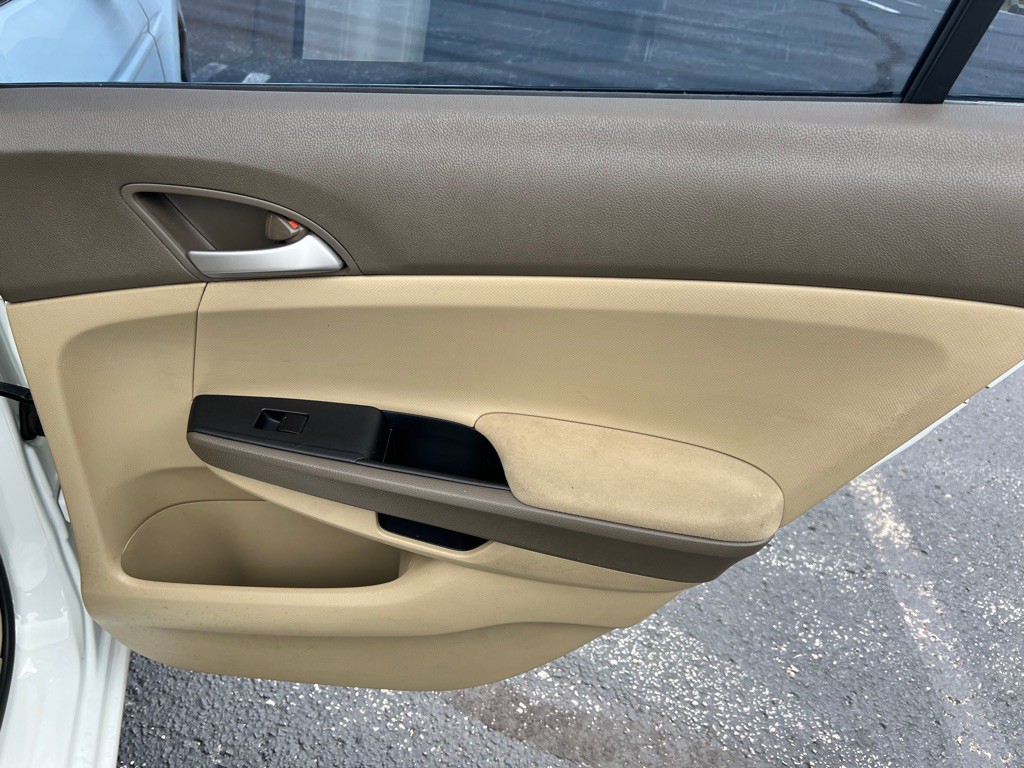 2008 Honda Accord Image 35
