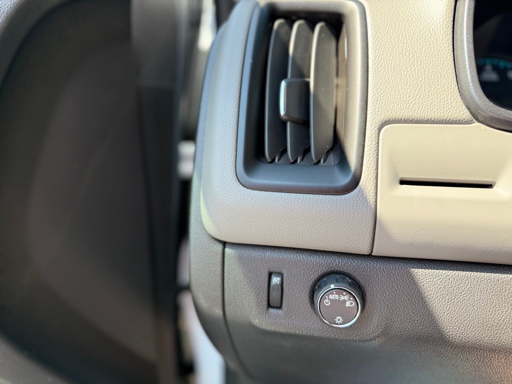 2015 Chevrolet Colorado Image 18
