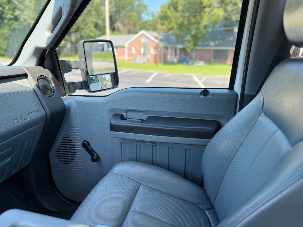 2013 Ford F-250 Image 17