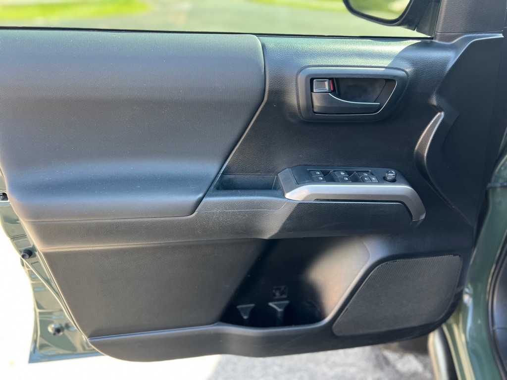 2022 Toyota Tacoma Image 13