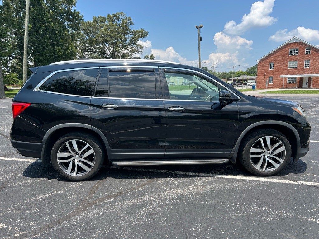 2017 Honda Pilot Image 4