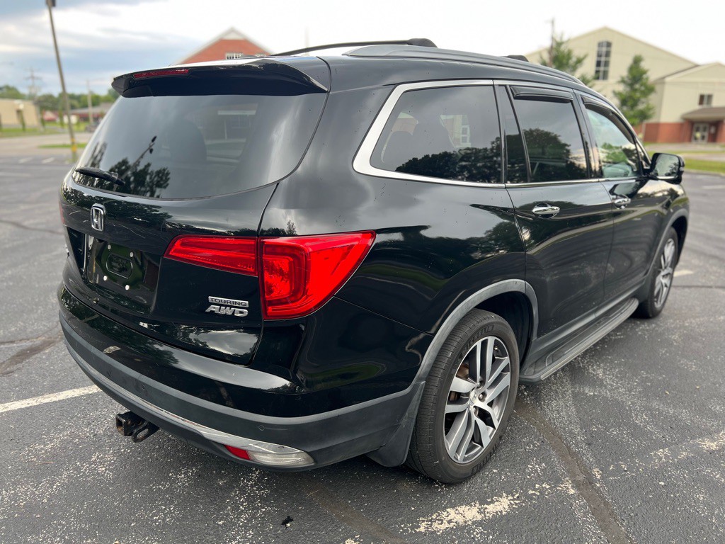 2017 Honda Pilot Image 5