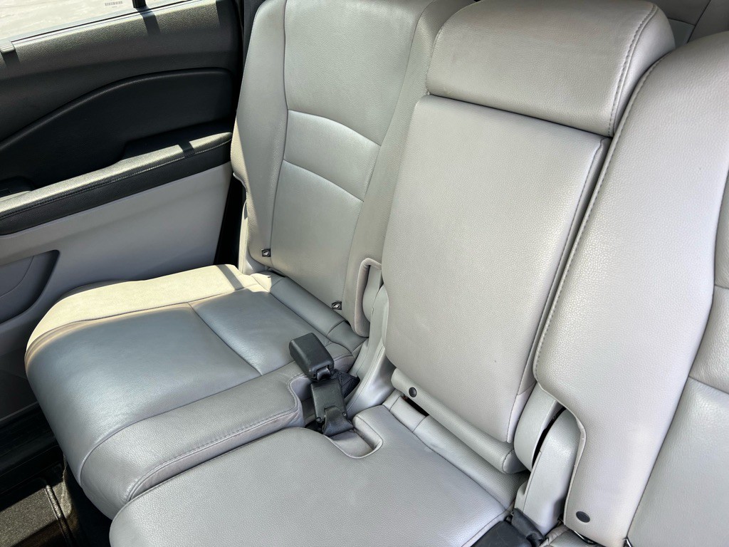 2017 Honda Pilot Image 37
