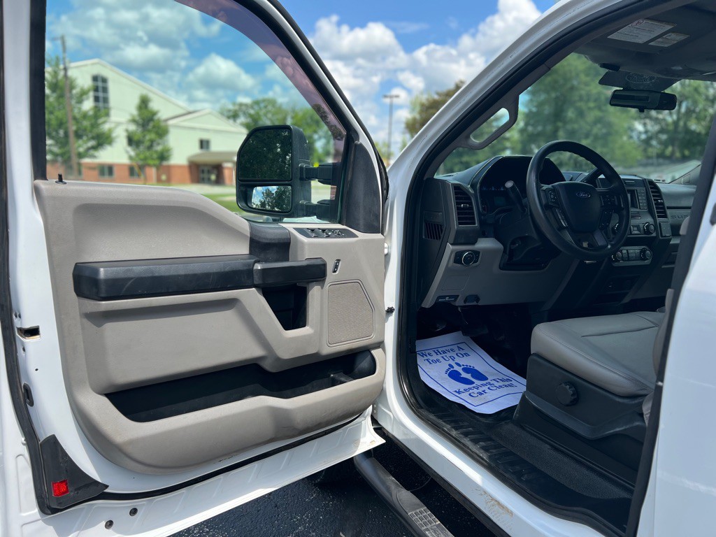 2019 Ford F-350 Image 24