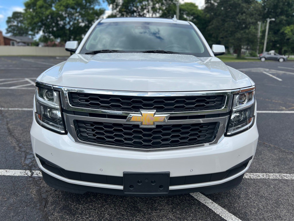 2017 Chevrolet Tahoe Image 2