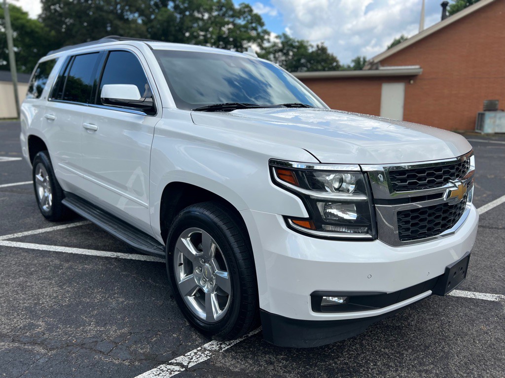 2017 Chevrolet Tahoe Image 3