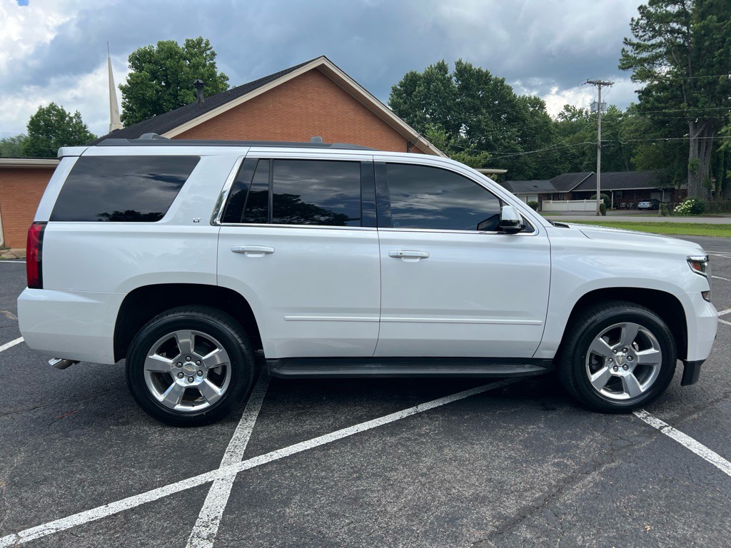 2017 Chevrolet Tahoe Image 4