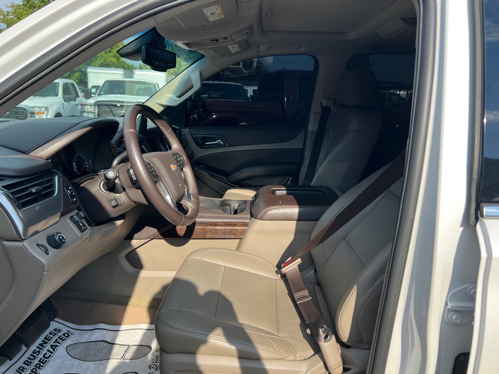 2017 Chevrolet Tahoe Image 17