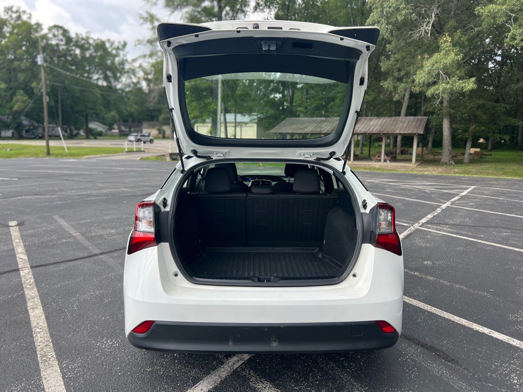 2019 Toyota Prius Image 7
