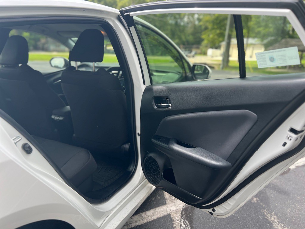 2019 Toyota Prius Image 30