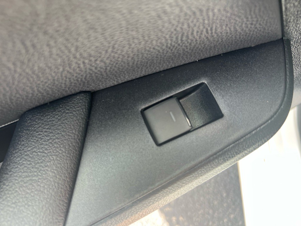 2019 Toyota Prius Image 38