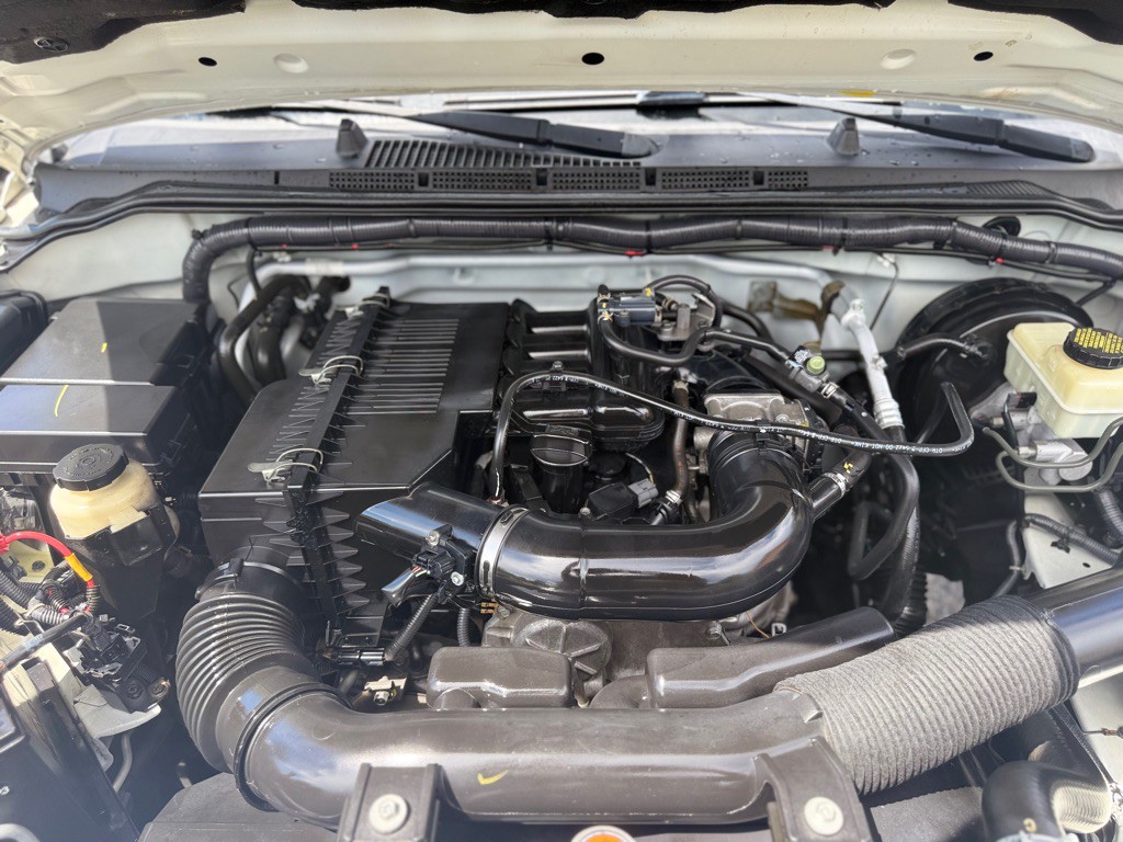 2016 Nissan Frontier Image 11