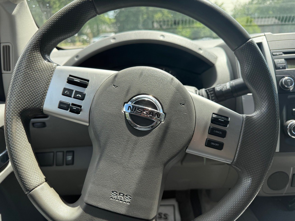 2016 Nissan Frontier Image 18