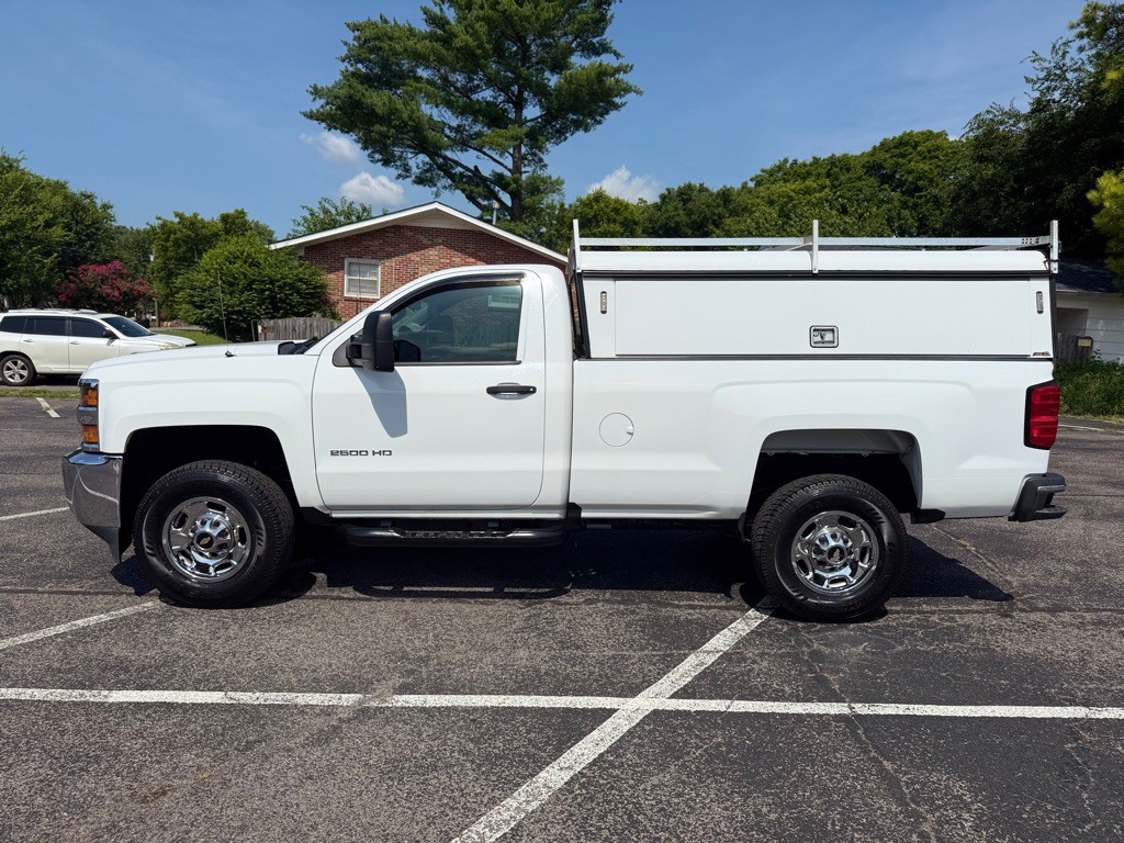 2017 Chevrolet Silverado 1500 Image 9